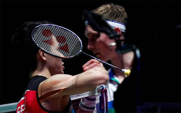 Viktor Axelsen shows support for Lee Zii Jia and Goh Jin Wei after the Malaysians received a 2-year-ban from BAM. (photo: Shi Tang/Getty Images)