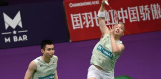 Aaron Chia/Soh Wooi Yik ease past Rayne Wang/Jack Yu of Australia on Sunday. (photo: Xinhua)