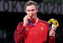 Danish media expect a decline in Viktor Axelsen's popularity. (photo: Lintao Zhang/Getty Images)