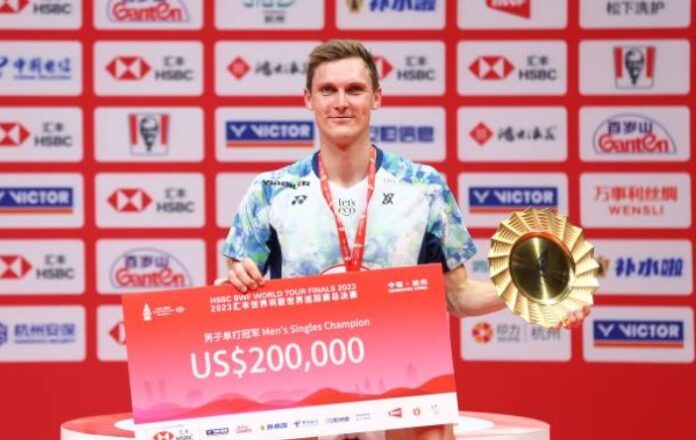 Congratulations to Viktor Axelsen for winning his fifth BWF Year-end finals. (photo: Shi Tang/Getty Images)